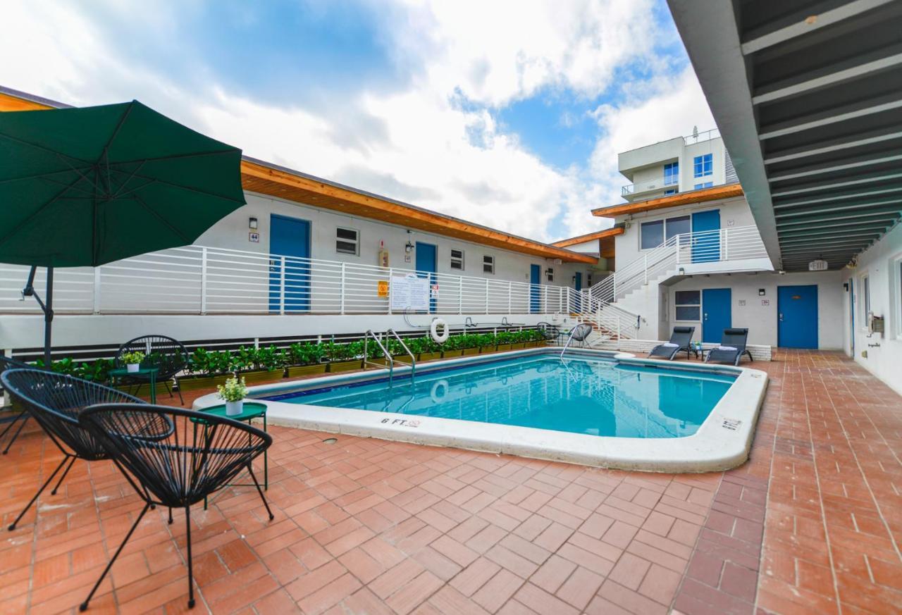 Fantastic 1 Bedroom With Pool Steps From The Beach #43 Hollywood Ngoại thất bức ảnh